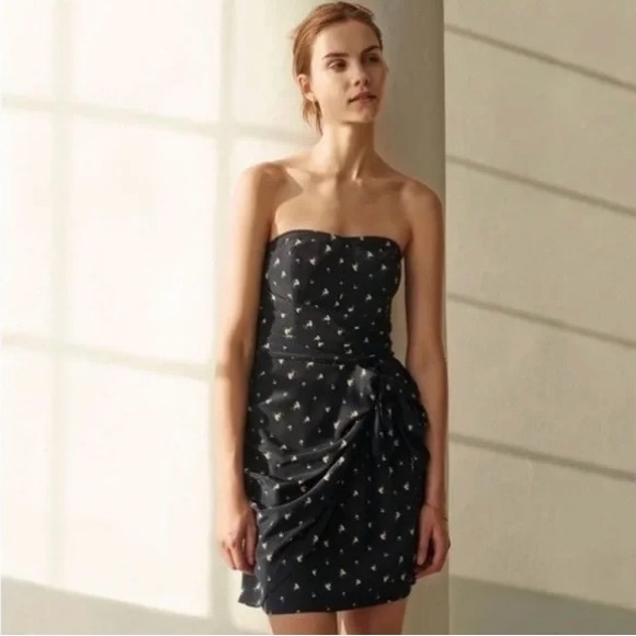 Club Monaco Harper Silk Strapless Mini Dress Navy Heart Print NWT Size 0 is  available for purchase on au PAY Market - Imported Goods Online Store  Co.Ltd. | au PAY Market -